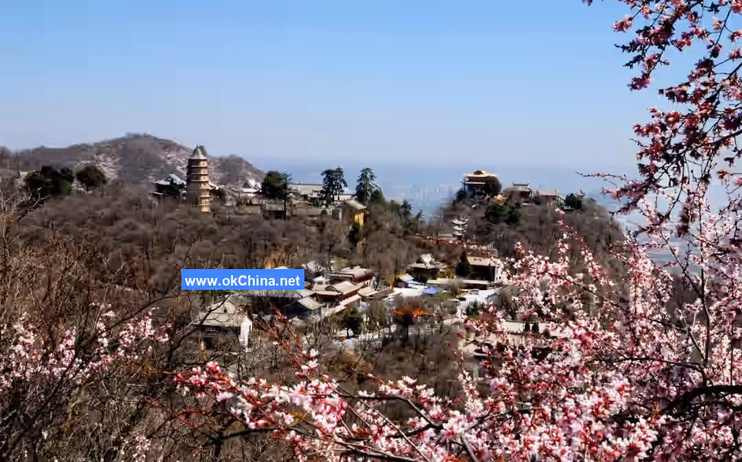 Kongtong Mountain Scenic Area