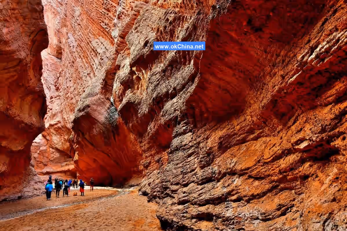 Tianshan Grand Canyon Scenic Area